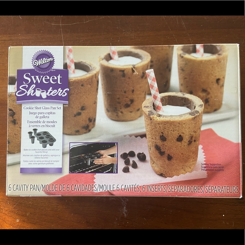 EUC - Wilton Cookie shooter glass pan